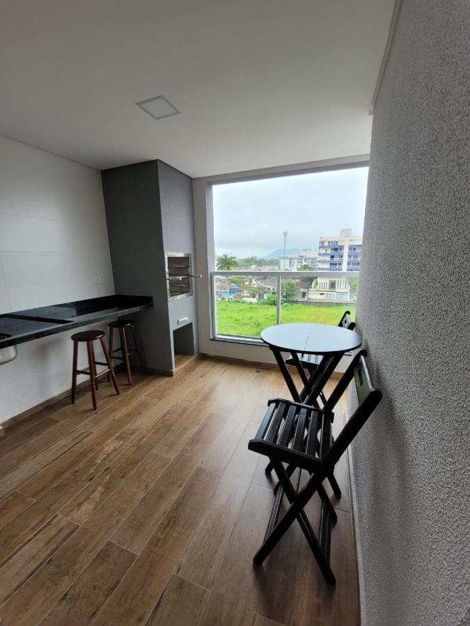 Ferienwohnung Apartamento Com Piscina No Centro Ubatuba Exterior foto